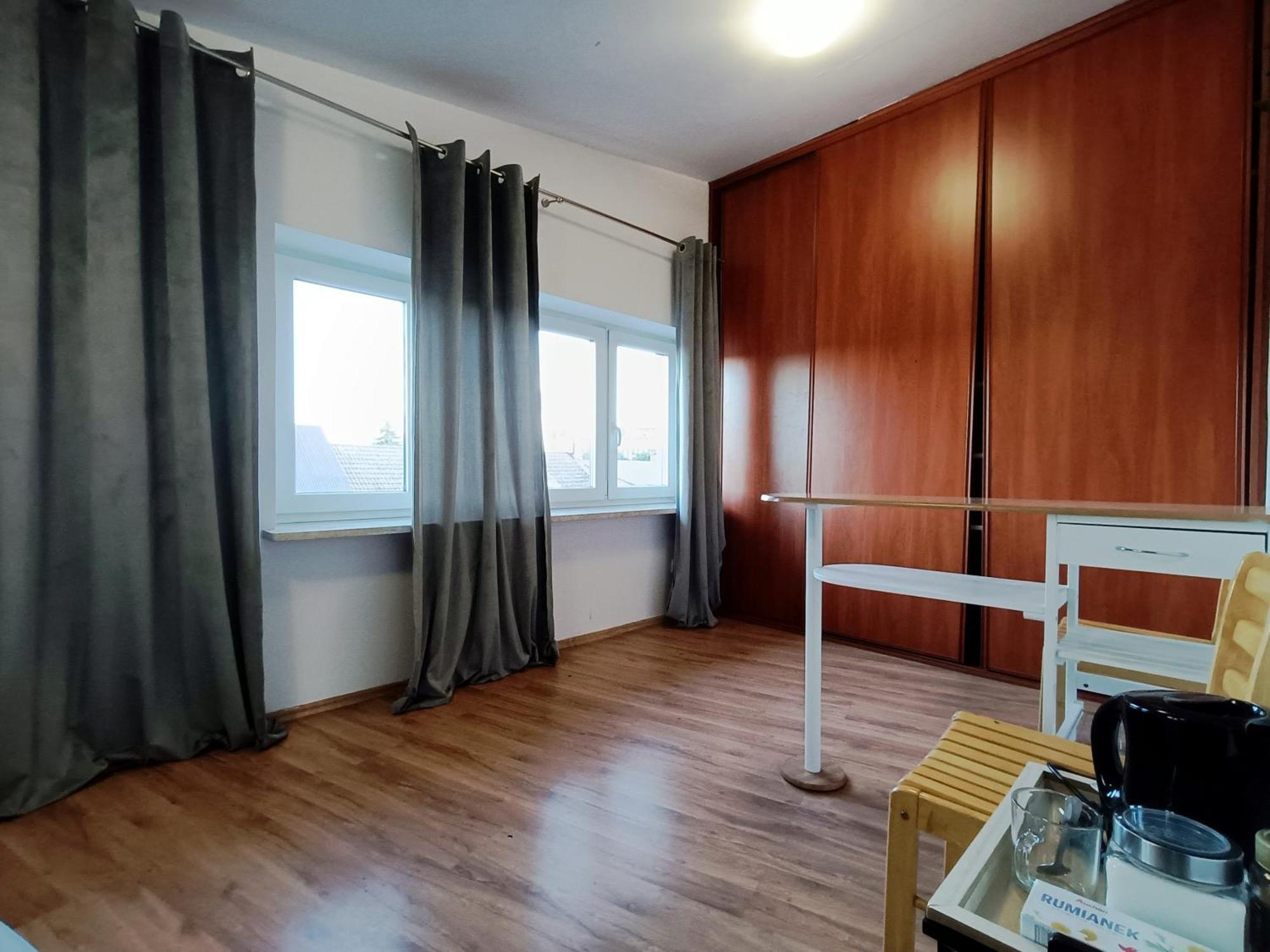 Pokoje Przytulnie Jak W Domu Krakow Exterior photo